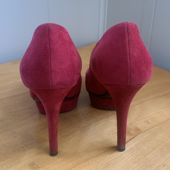 Prada Burgundy Red Suede Pumps Heels Size US8 Platform Pointed Toe GUC 4.5" heel - Picture 3 of 14
